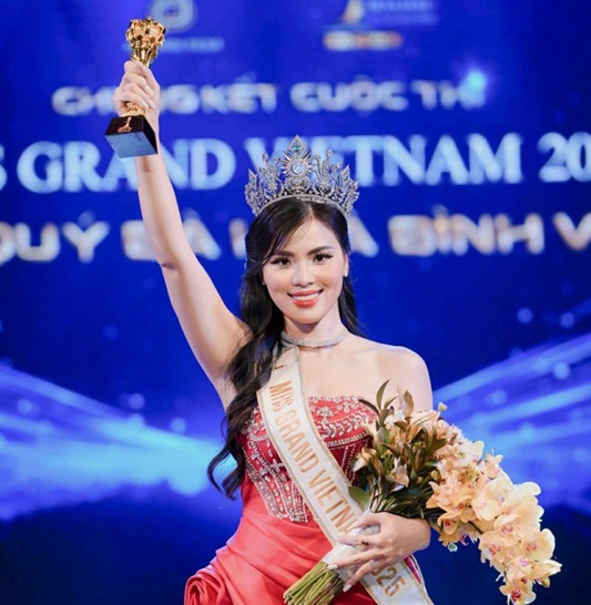 Nhan sắc Hoa hậu Quý bà Hòa bình Việt Nam 2025 Nguyễn Thị Thưa